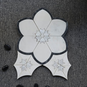 Carreaux <span class=keywords><strong>de</strong></span> pierre en céramique blanche moderne Mosaïque <span class=keywords><strong>de</strong></span> marbre au jet d'eau pour hôtel Salle <span class=keywords><strong>de</strong></span> bain <span class=keywords><strong>Parquet</strong></span> Villa Jolie fleur Carreaux <span class=keywords><strong>de</strong></span> mosaïque murale - Product Image 4