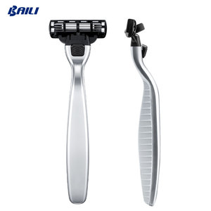 Maquinilla de Afeitar Baili de Tres Cuchillas para Depilación y Afeitado, con 5 Recambios de Cuchillas y Cartuchos Reemplazables - Product Image 5