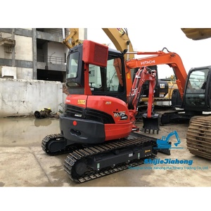 Pompe hydraulique Kubota d'occasion pour mini-excavatrices Kubota U35 haute performance, mini-excavatrice sur chenilles de 3,5 tonnes d'occasion avec certification CE - Product Image 1