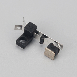 Mini Interruptor Táctil Triangular de Plástico, 1NC - Product Image 3