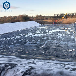 Barrière anti-racines durable 1,5 mm 2 mm 2,5 mm 3 mm Géomembrane HDPE Doublure pour <span class=keywords><strong>bassin</strong></span> à poissons 80 mil 100 mil - Product Image 1