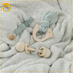 <span class=keywords><strong>Baby</strong></span> soothe conjunto de brinquedo infantil, conjunto de brinquedos de madeira saliva, cobertor de toalha e orelha para presente de 100% algodão natural para chá de bebê - Product Image 4