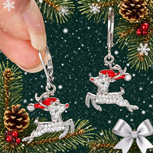 Orecchini Pendenti a Forma di Renna Natalizia per Donne, Gioielli Festivi con Cappello di Babbo Natale in Smalto - Product Image 3