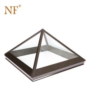 Janela de Telhado Triangular de Alumínio - Product Image 1