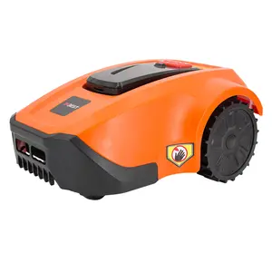 Smart Robot Lawn Mower Suitable For Lawn Up To 500m2 With LCD Display 4.0Ah