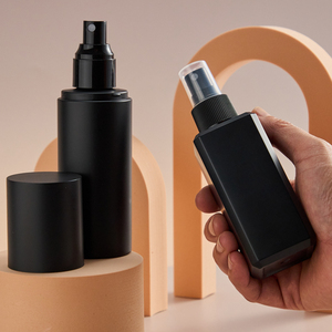 Flacon cosmétique rechargeable carré noir en plastique givré, flacon de brume pour cheveux, 4 oz, 120 ml, flacon pulvérisateur - Product Image 2