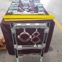 Support de fixation sismique perforé en acier galvanisé pour la construction de bâtiments, résistant aux tremblements de terre