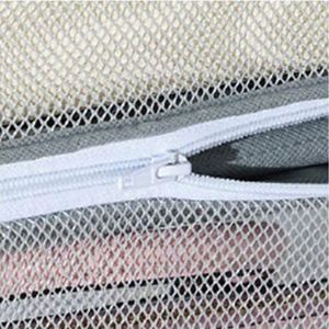 Nouvel Organisateur de Placard Suspendu à 4 Étagères en Maille avec Housse Anti-Poussière pour Rangement Domestique - Product Image 5