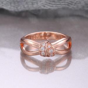 Anello semplice con micro pietre intarsiate, delicato ornamento creativo per le dita da donna - Product Image 6