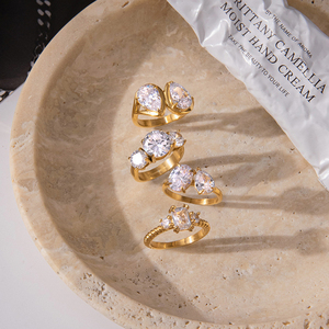 Hot Selling Pvd Gold Plated Stainless Steel <b>Dainty</b> Teardrop Shape Cubic Zirconia Engagement <b>Ring</b> for Women Jewelry - Product Image 4