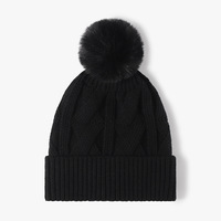 Bonnet d'hiver chaud en fausse fourrure avec pompon, bonnet de ski chaud avec tête de mort, bonnet d'hiver avec pompon en tricot câblé, logo personnalisé