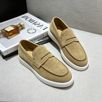Mocassins en daim respirants et légers pour hommes, collection 2026, style luxe discret, semelle extérieure en caoutchouc antidérapante, souples à enfiler, pour le bureau et les week-ends