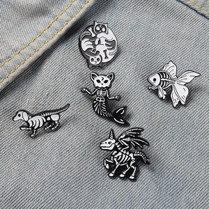 Épingle de revers en métal sur mesure, décor d'horreur punk gothique, badge en émail pour squelette d'halloween - Product Image 5