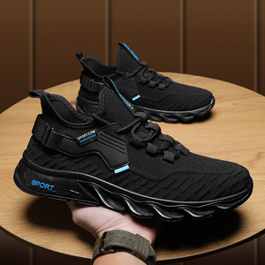 Nouvelle Collection 2025 – Chaussures de Sport Décontractées et Tendance à Talon Rehaussé pour Hommes et Femmes - Product Image 1
