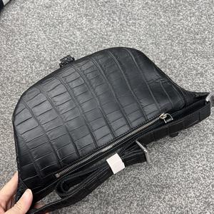 กระเป๋าคาดหน้าอกหนังจระเข้ทำมือสำหรับผู้ชาย, กระเป๋าคาดเอวหนังลำลอง, กระเป๋าสะพายข้าง, กระเป๋าผู้ชายแฟชั่น - Product Image 4