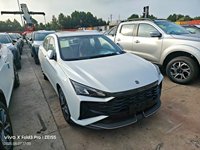 Nouvelle berline de luxe à essence 5 places, modèle 1.5T Dongfeng Yixuan, automatique avec caméra de recul, berline 5 places