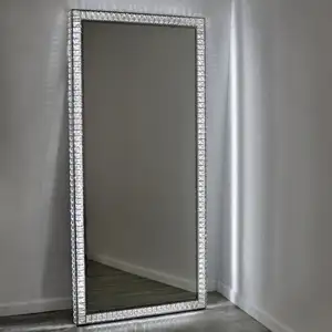 Sang trọng đứng mặc quần áo gương kim cương LED lớn tường gương bán buôn tiệm hớt tóc đầy đủ chiều dài gương với ánh sáng