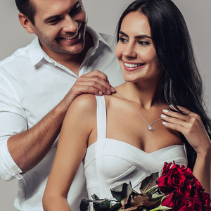 จี้เพชรโมอิสซาไนต์ VVS สุดหรู 4 กะรัต 2 กะรัต 1 กะรัต เครื่องประดับผู้หญิง ชุบทอง เงินแท้ S925 พร้อมใบรับรอง GRA สร้อยคอจี้เดี่ยว - Product Image 4