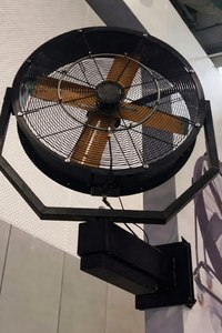 Ventilateur mural industriel puissant de 24, 36, 48 pouces avec pales en aluminium et moteur PMSM, oscillant pour le refroidissement industriel - Product Image 2