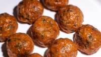 Viande végétale riche en protéines Kimchi boulette croustillante roulée végétalienne nourriture de rue coréenne épicée pour adultes
