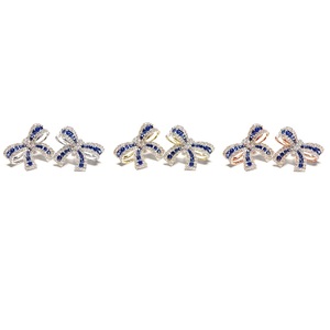 Boucles d'oreilles clous/cerceaux plaquées or 18 carats avec diamants et saphirs bleus pour femme - Bijoux pour fiançailles, mariage, fête et cadeau - Product Image 4