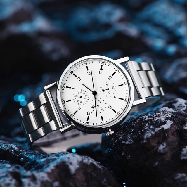 Chronograph Mens Quartz Watch White Dial Stainless Steel Band