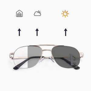 Gafas de Lectura Progresivas Multifocales con Filtro de Luz Azul, Diseño de Piloto, Fotocromáticas, de Aleación, con Logotipo Personalizado para Hombre - Product Image 2