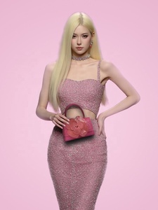 Sac à main élégant pour femme 2026, pochette 3D <span class=keywords><strong>rose</strong></span> avec strass, sac <span class=keywords><strong>de</strong></span> soirée <span class=keywords><strong>de</strong></span> mariage avec chaîne détachable, sac à bandoulière scintillant avec poignée - Product Image 3