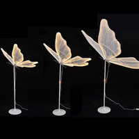 Accessoires de mariage, papillon lumineux, style moderne, feuille de plastique, décoration de zone d'accueil, arrangement lumineux en forme de dôme, ornements