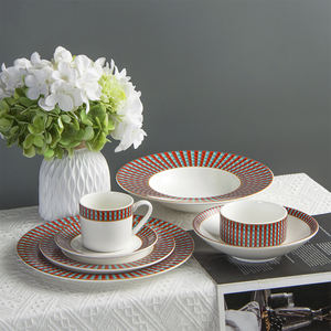 Service de vaisselle moderne JQY, vaisselle de luxe, vaisselle minimaliste en porcelaine, vaisselle en céramique à motif diamant pour <span class=keywords><strong>restaurants</strong></span> - Product Image 6