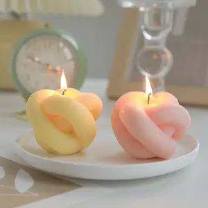 아로마 홈 도매 DIY 수제 홈 장식 귀여운 작은 트위스트 매직 볼 매듭 모양 향기 간장 왁스 조각 촛불