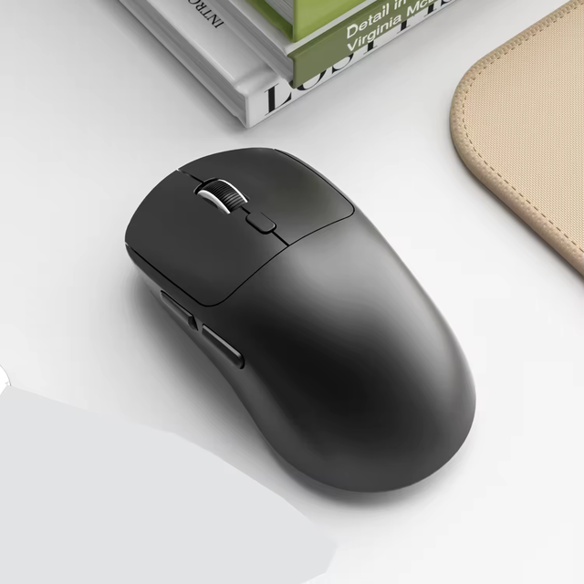 Minimalist Fashion M384 Universal for Blue Tooth Mouse Wired and Wireless Three-mode Charging for Notebook Desktop Tablet Pc