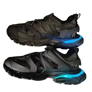 Chaussures de course décontractées de style rétro 2026, série LED Track 3.0, tendance mode classique - Product Image 1