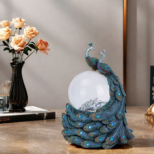 Redeco New Thanh Lịch Con Công Nhựa Quả Cầu Tuyết Với Âm Nhạc Ánh Sáng Nghệ Thuật Pha Lê Bóng Trang Trí Nội Thất Cho Món Quà Trang Trí Nội Thất - Product Image 3