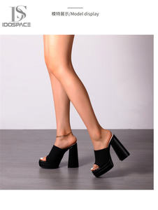 Сандалии-гладиаторы на массивном каблуке - Product Image 6