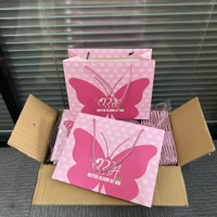 Sacs en papier cadeau de luxe personnalisés avec logo imprimé en feuille d'aluminium, sacs de shopping avec poignées pour emballages de marques haut de gamme