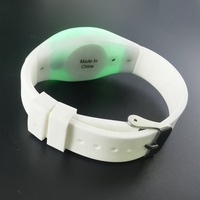 Bracelets lumineux LED avec minuteur de gestion du temps sans limite de distance, vibrations et batterie de remplacement