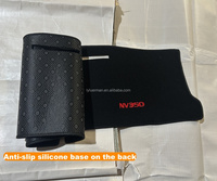 Tapis de console et de tableau de bord de luxe Luerman pour Nissan Caravan NV350 - Protection et décoration en polyester