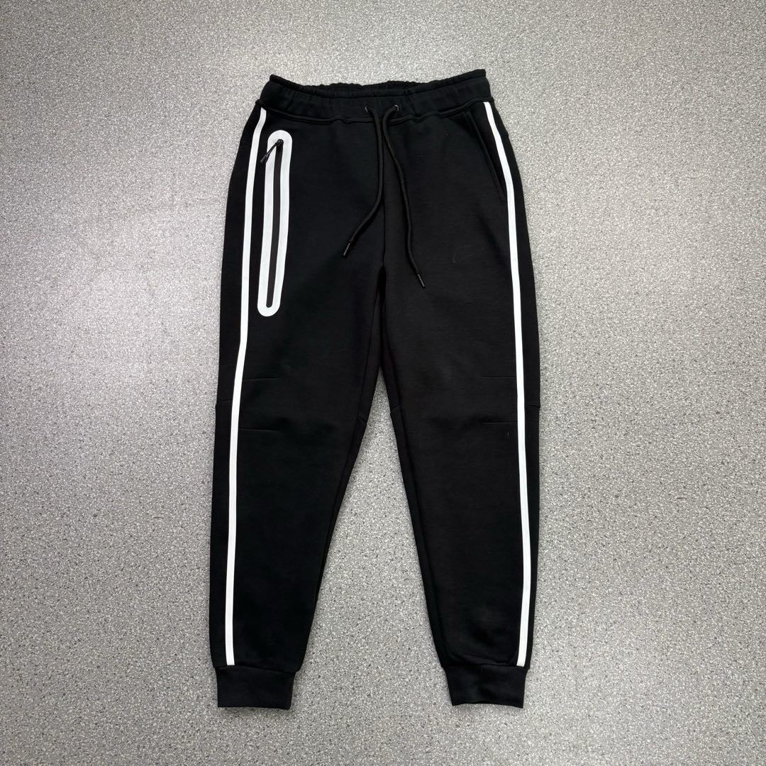 Black pant