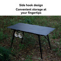 Table pliante légère en alliage d'aluminium à trois panneaux avec pieds télescopiques réglables pour le camping et les pique-niques en plein air
