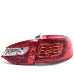 Repuestos para Automóviles ZHONGHUA (BRILLIANCE) <span class=keywords><strong>V5</strong></span>, Conjunto de Luces Traseras 12-13 <span class=keywords><strong>V5</strong></span>, Luz Trasera LED, Luz de Giro Trasera, Luz de Reversa, Luz de Freno - Product Image 1