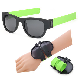 Mujeres Hombres Pulsera Slap On <span class=keywords><strong>Gafas</strong></span> de sol Moda personalizada Polarizado Sombras plegables <span class=keywords><strong>Gafas</strong></span> de sol plegables - Product Image 4