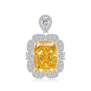 Nouveau modèle de collier pour femme, pendentif carré grand format en forme de fleur de glace plaqué argent, micro-incrusté de zircon multicolore - Product Image 2