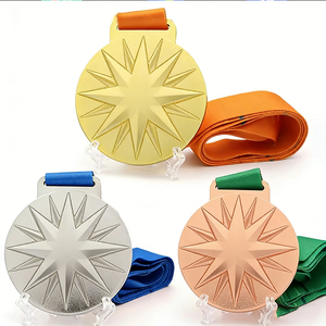 Nuevas Medallas Hexagonales para <span class=keywords><strong>la</strong></span> Carrera Pink 5K con Cinta Colorida de China - Product Image 5