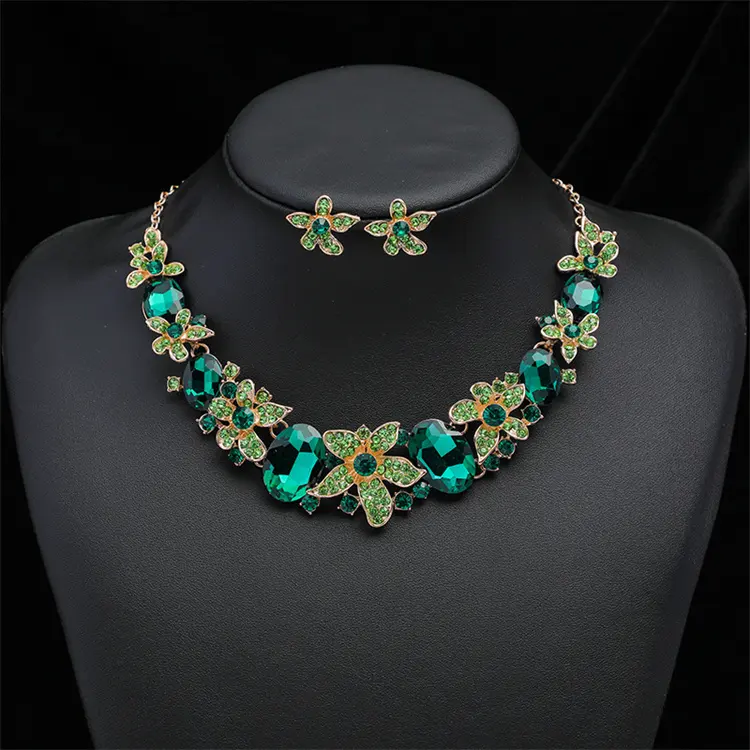 Wholesale Exaggerated Design Luxury Flowers Shape Rhinestone Necklace Earrings Women Zircon Jewelry Set