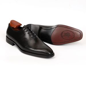 Chaussures Richelieu en Cuir Véritable Noir à Bout Pointu et Lacets – Idéales pour le Bureau et les Occasions Formelles – Toutes Saisons – Motif Uni – Résistance à l'Abrasion - Product Image 1