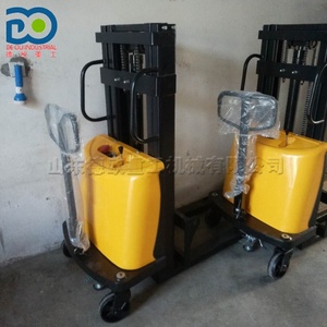 Chariot élévateur semi-électrique durable pour la manutention des matériaux, équipement de manutention, chariot élévateur manuel à chargement automatique - Product Image 6