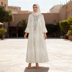 Elegante Abaya con Cinturón de Tul con Lentejuelas, Estilo Moderno de Dubái, Nuevo Diseño para Mujeres Musulmanas - Product Image 4