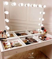 Miroir de maquillage moderne en bois pour salon de coiffure avec ampoule et tiroirs, poste de travail pour salon