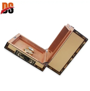 Humidor à cigares en bois de cèdre espagnol, style américain, laqué, portable, haut de gamme, classique, fait main, avec logo personnalisé, coffret de rangement, cadeau - Product Image 1